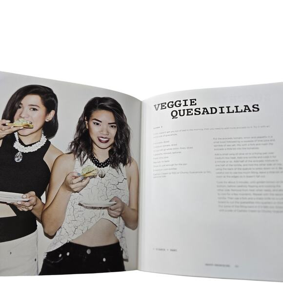 Vegan, Gluten Free Cookbooks Bundle Of 2 - Picture 7 of 10